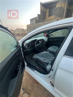 هیوندای ئەلەنترا